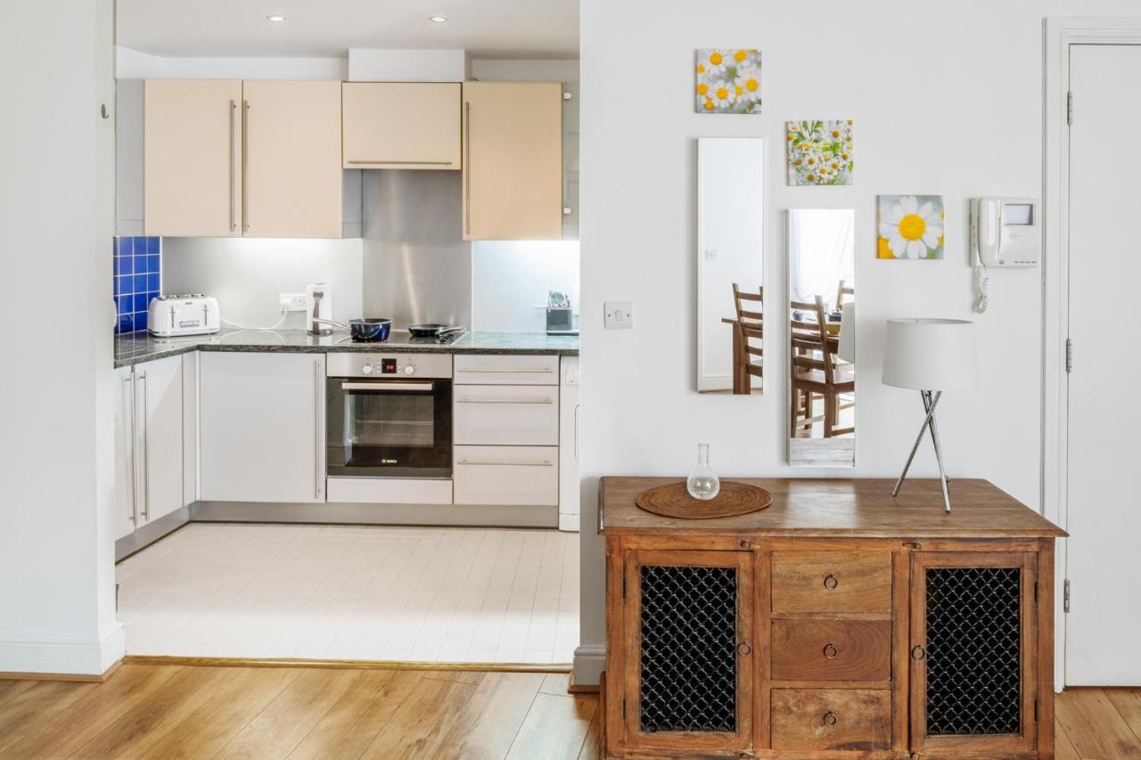 Comfortable And Bright Apartment In Tower Bridge Londres Extérieur photo